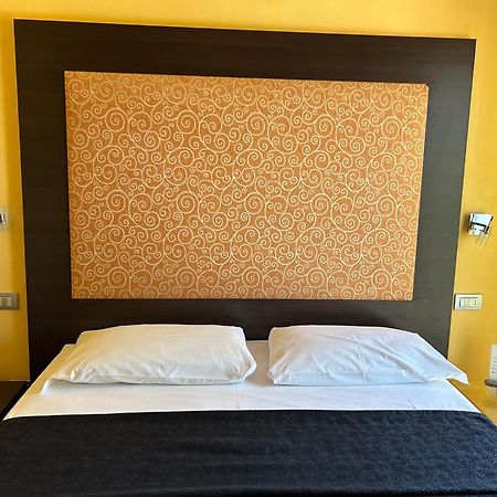 ריצ'יונה Hotel Perla - The Storyhoteller מראה חיצוני תמונה