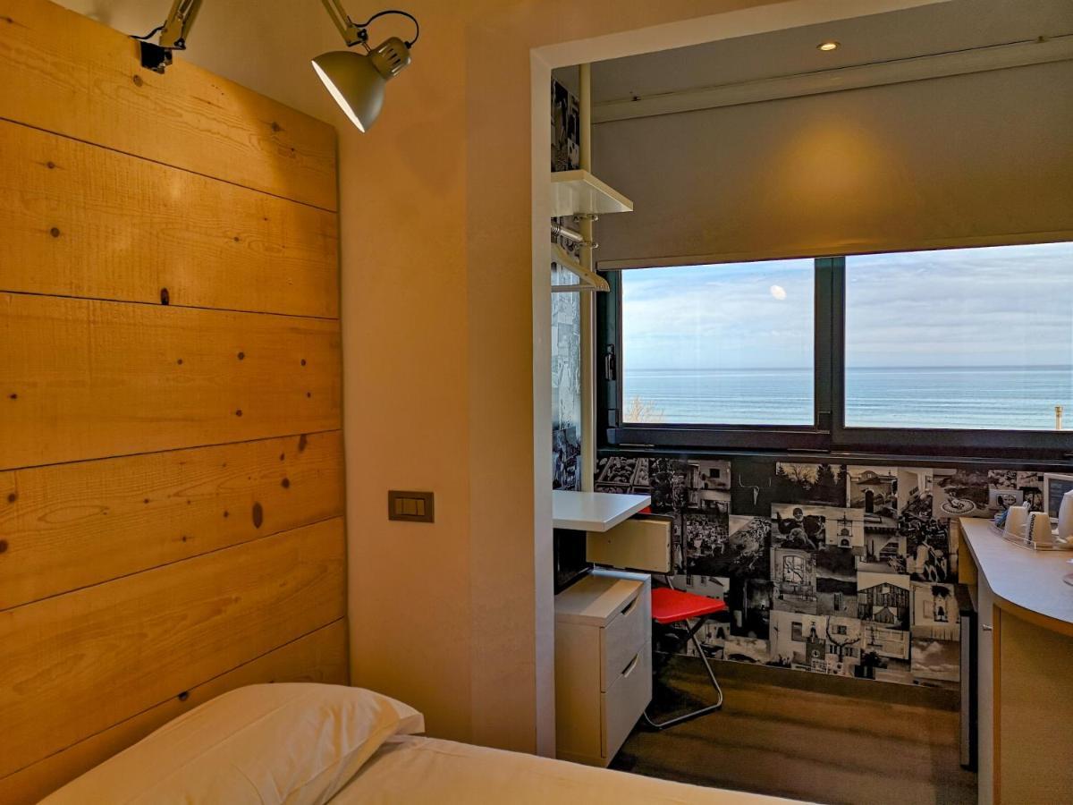 ריצ'יונה Hotel Perla - The Storyhoteller מראה חיצוני תמונה